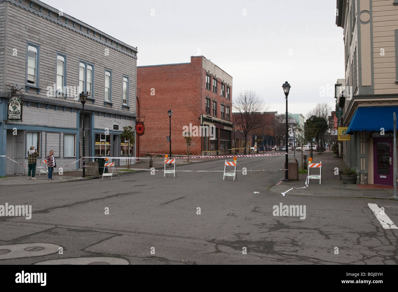 La Old Town Bar e Grill edificio nella città vecchia Eureka ha subito gravi danni strutturali durante il 6.5 mag quake il Jan 9, 2010 Foto Stock