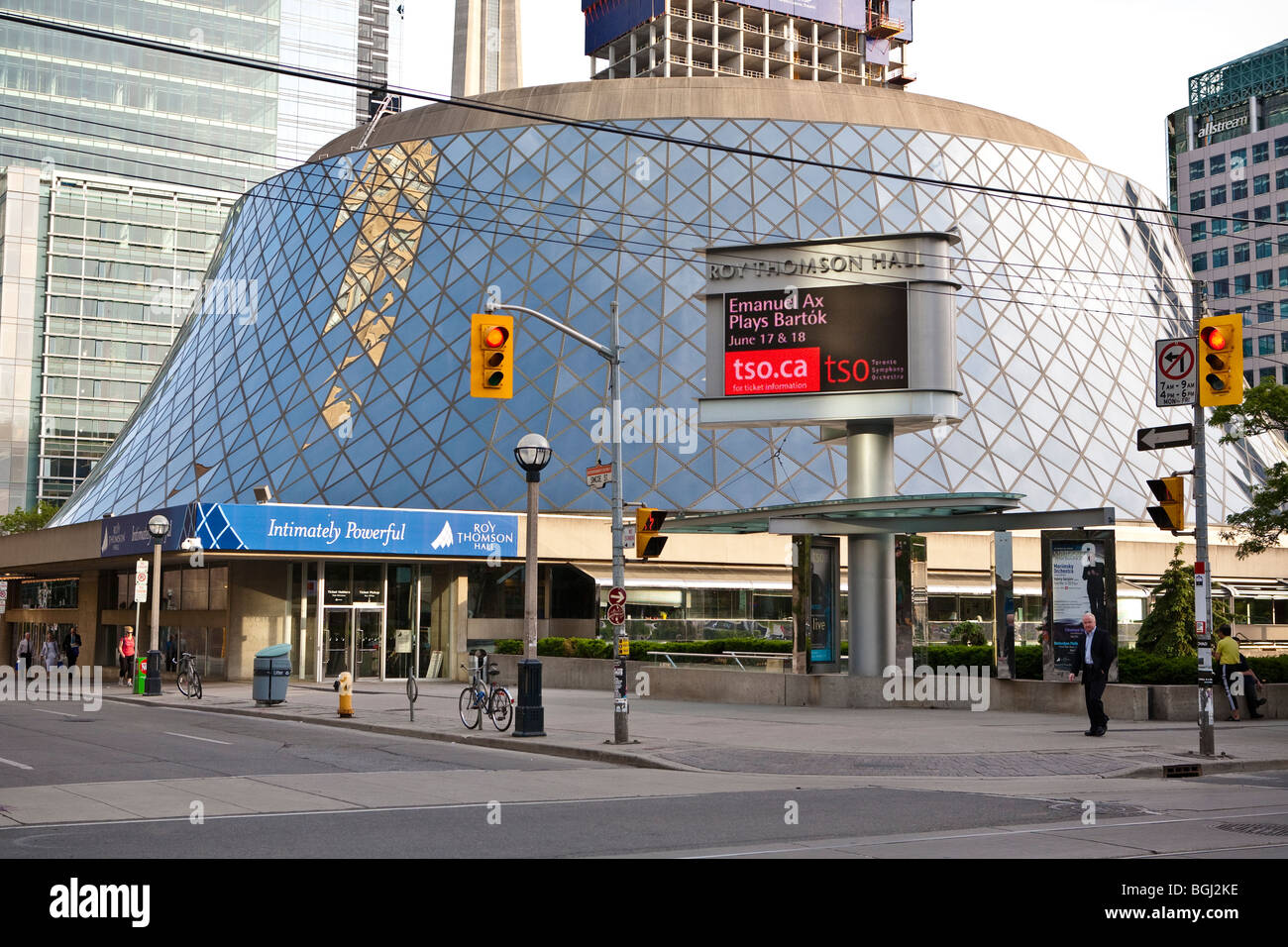 Roy Thomson Hall vista esterna, Toronto, Canada Foto Stock