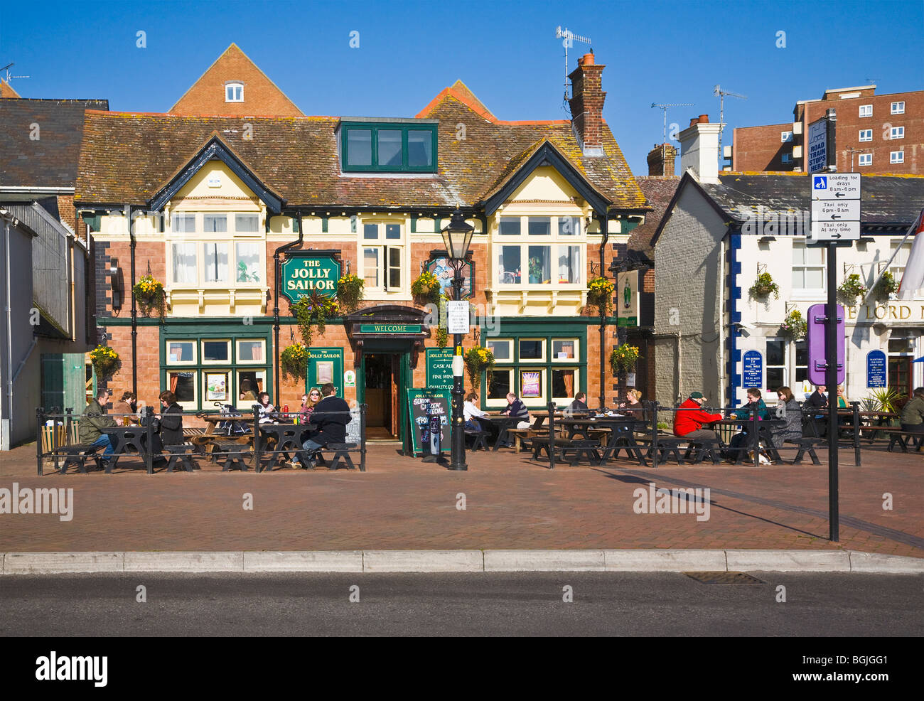 Il Jolly Sailor pub a Poole Quay, Dorset. Regno Unito. Foto Stock