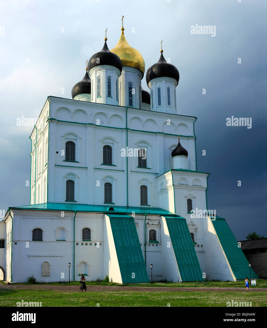Architettura della chiesa, Santa Trinità cattedrale (1699), Pskov Russia Foto Stock
