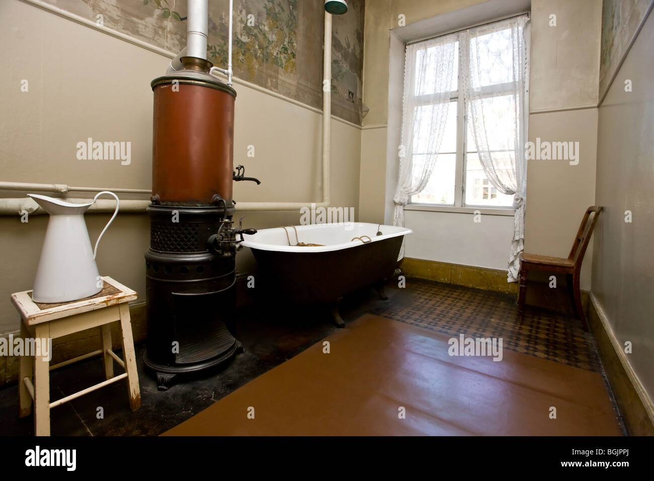 L'originale bagno dal 1892 in una casa Vittoriana Foto Stock