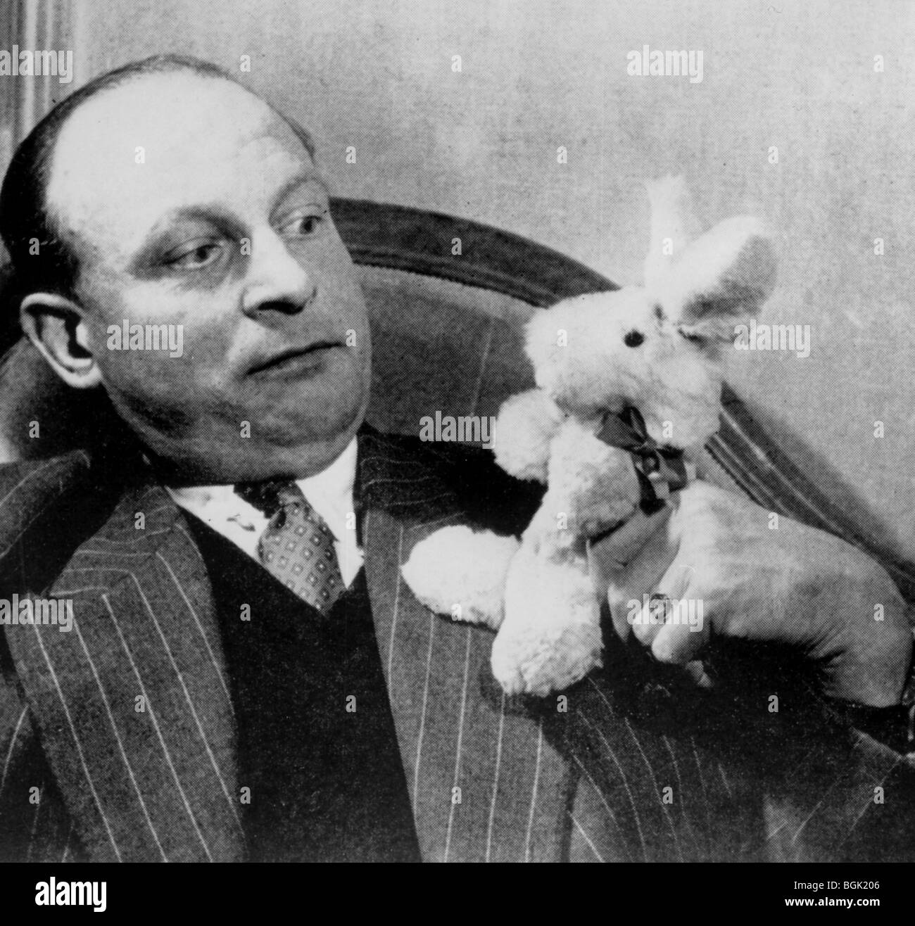 WING COMMANDER FOREST FREDERICK EDWARD YEO-THOMAS - British Special Operations Executive (SOE) agente - vedere la descrizione riportata di seguito Foto Stock