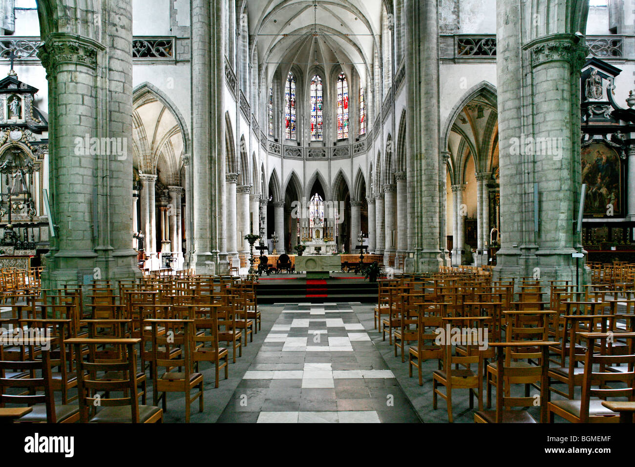 Interno chiesa Saint-Martinus, Aalst, Belgio Foto Stock