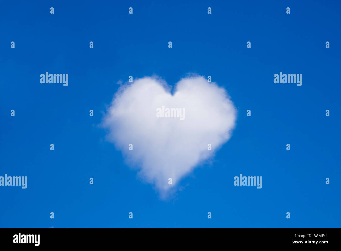 Una forma di cuore il cloud Foto Stock