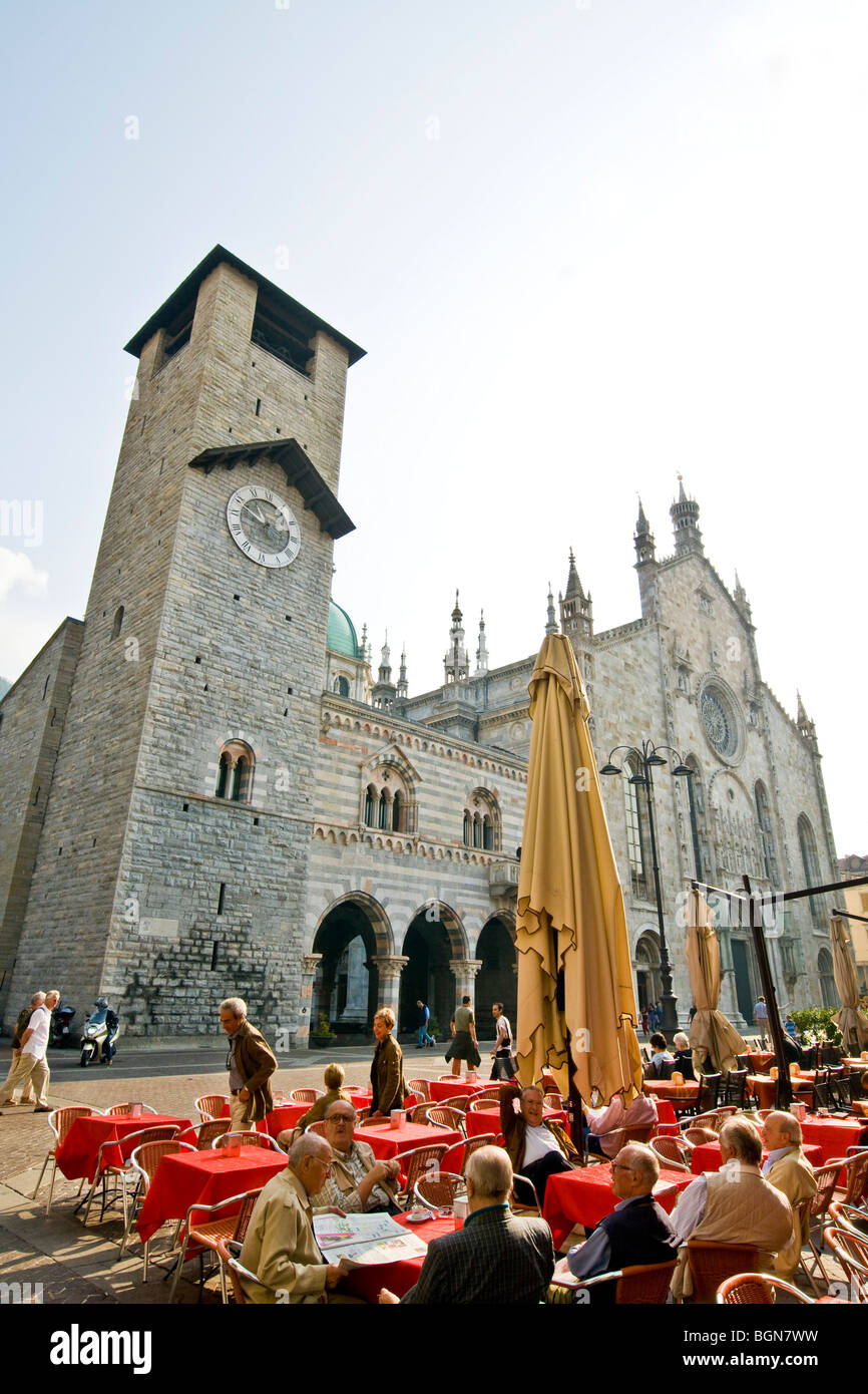 La cattedrale, la piazza del Duomo di Como, Italia Foto Stock