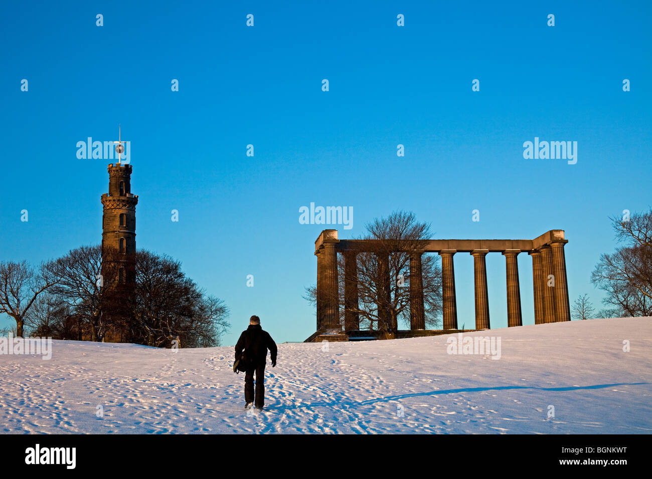 Sunrise neve invernale scena, Calton Hill, Edimburgo Scozia UK Europa Foto Stock