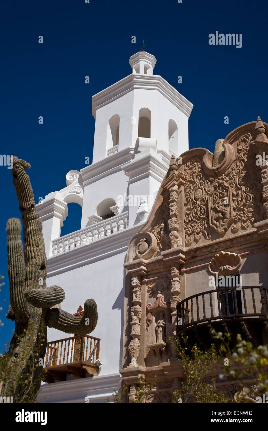 La missione di San Xavier del Bac, Santa Cruz Valley, Tucson, Arizona, Stati Uniti d'America Foto Stock
