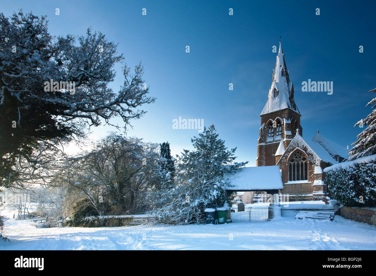 Chiesa di Santa Maria della Neve, Mortimer, Reading, Berkshire, Regno Unito Foto Stock