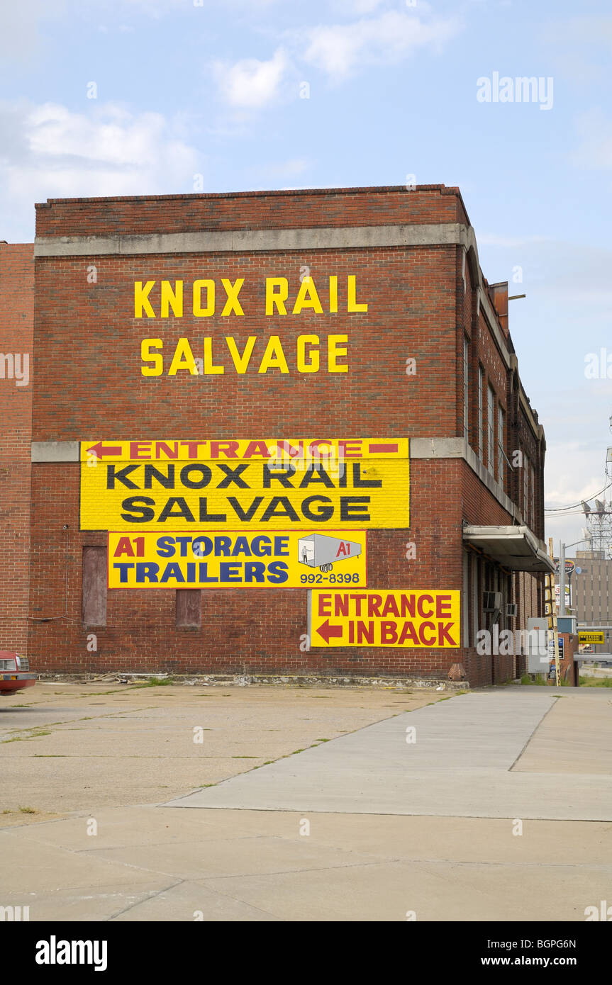 Rampa di Knox Salvage nella città di Knoxville, Tennessee, Stati Uniti d'America. Foto di Darrell giovani. Foto Stock