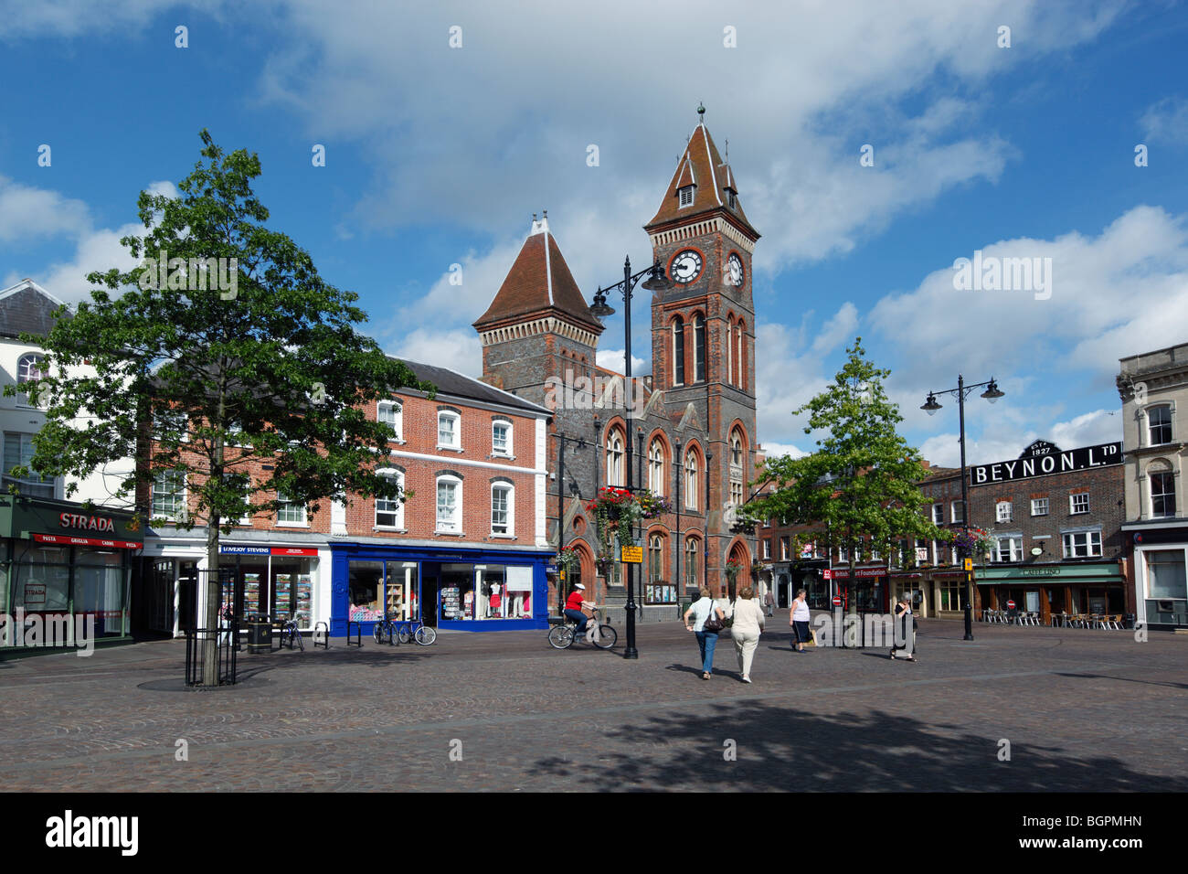 Luogo di mercato e il Municipio, Newbury Foto Stock