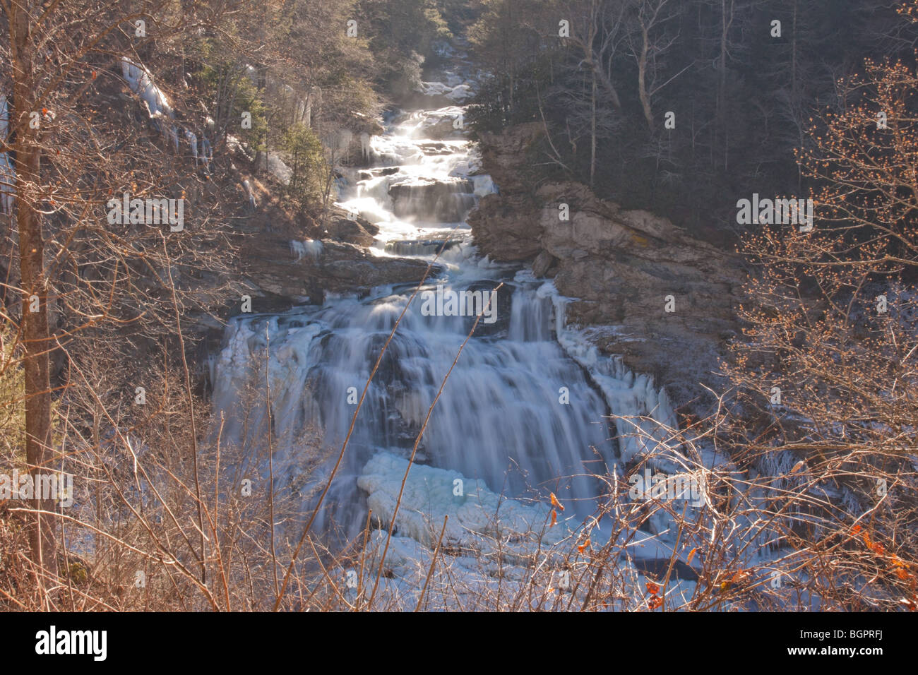 Fiume Cullasaja, North Carolina, in gennaio Foto Stock