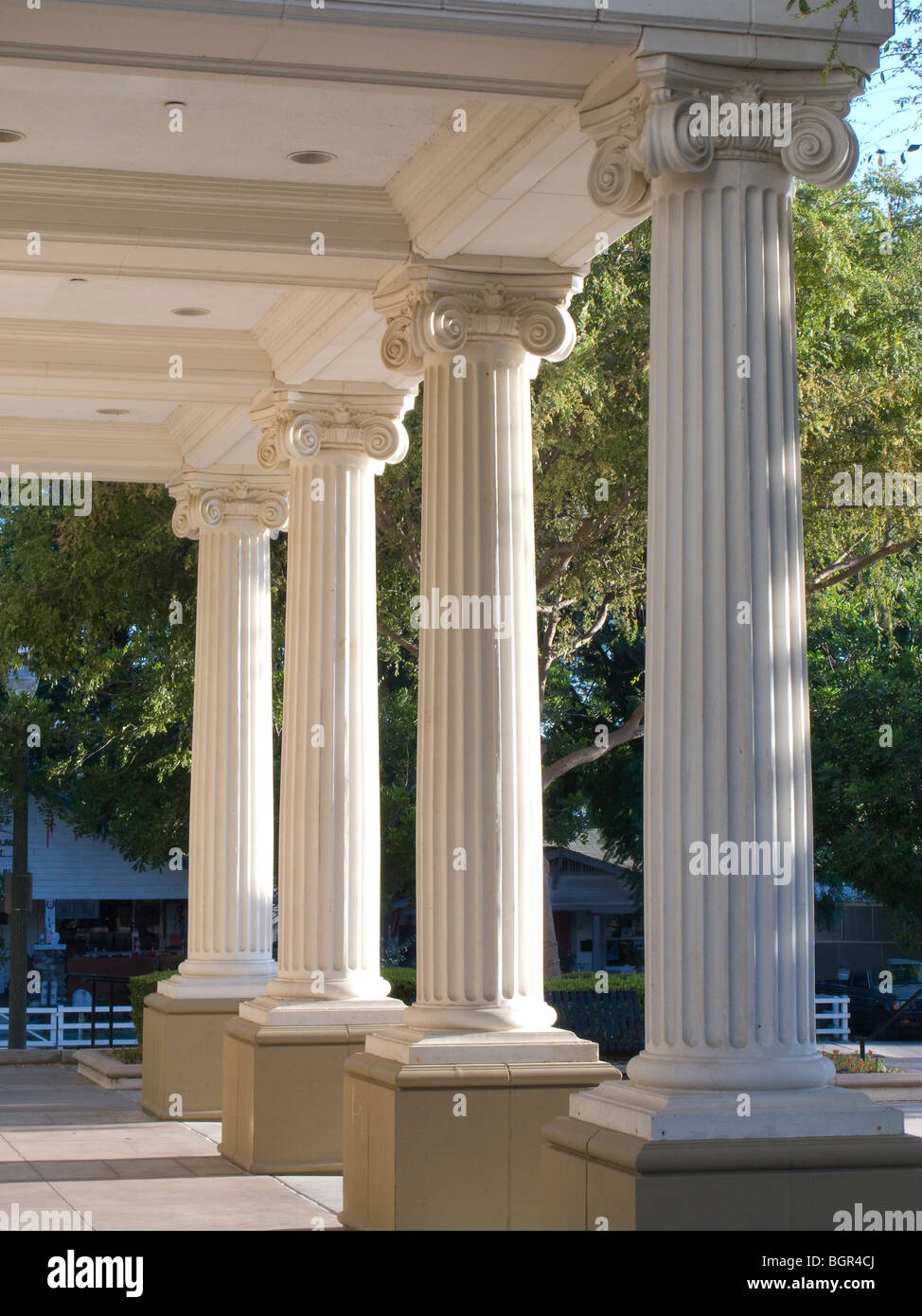 Ingresso anteriore al Fillmore, California City Hall. Foto Stock