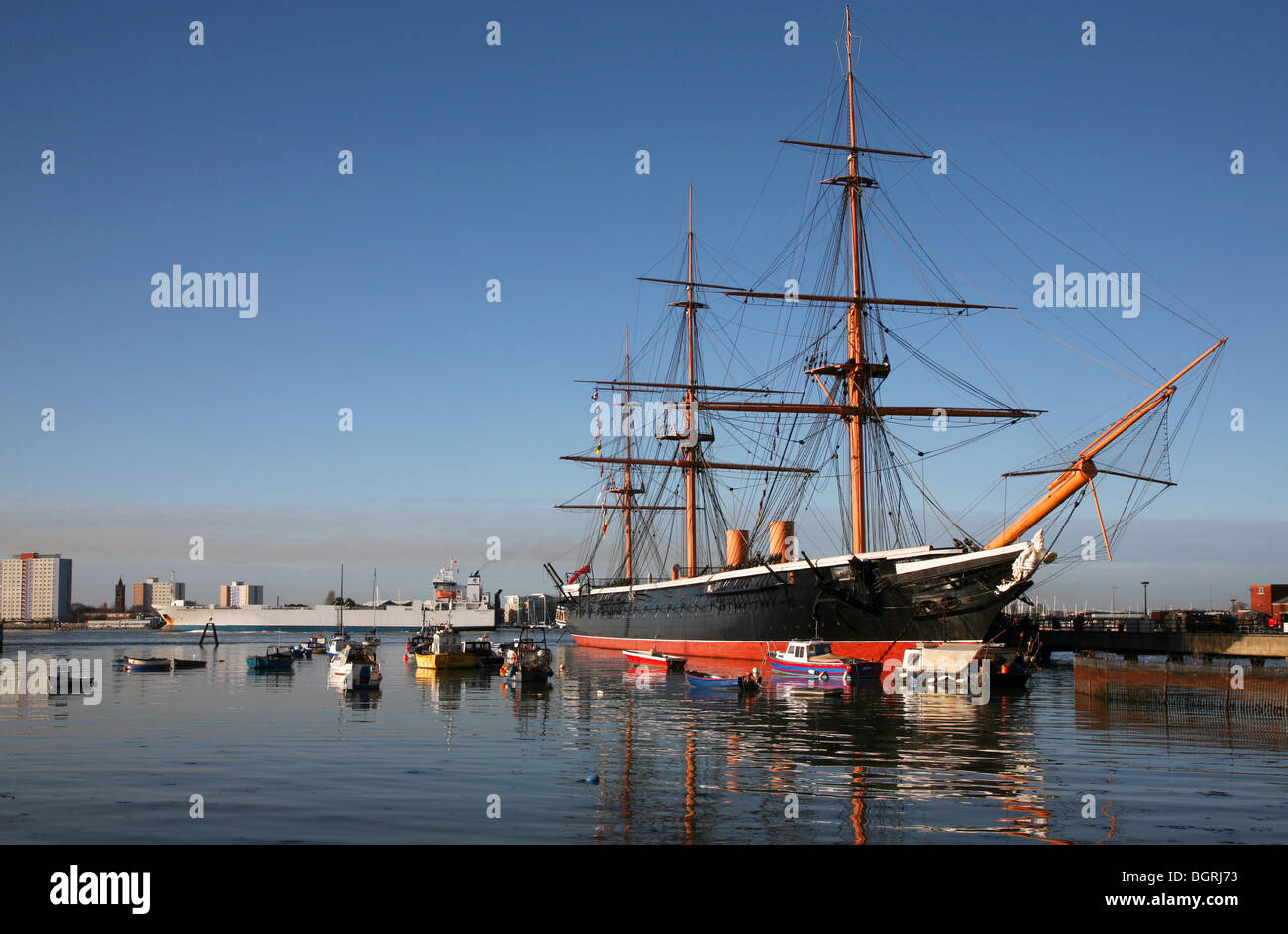 Portsmouth Historic Dockyard - HMS Warrior il più grande più veloce e potente nave da guerra a galla quando ella fu costruito nel 1860 Foto Stock