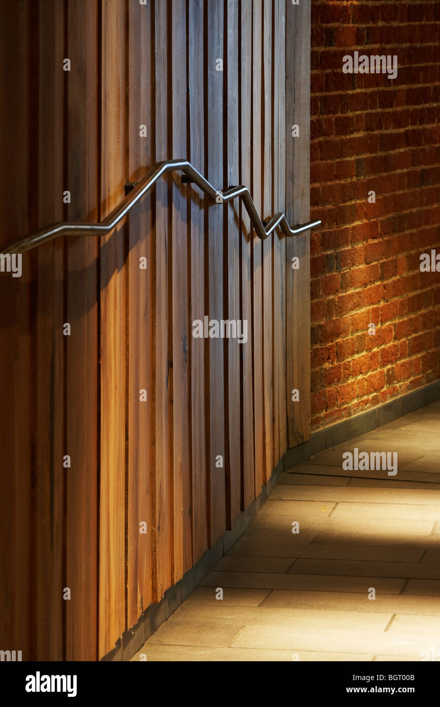 Nando's restaurant beckenham, in prossimità della parete e corrimano Foto Stock