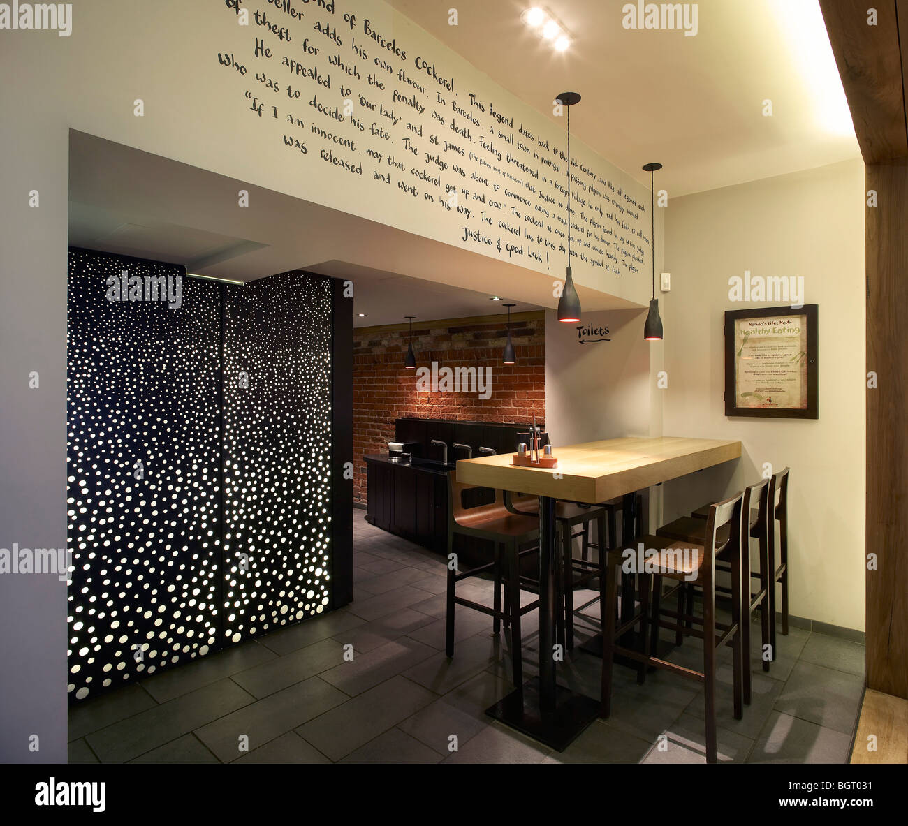 Nando's restaurant beckenham, area salotto Foto Stock