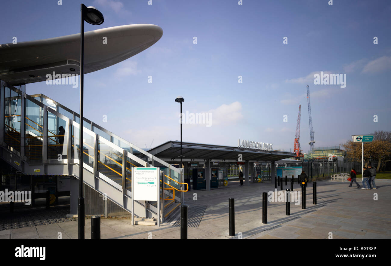 LANGDON PARK stazione DLR, LONDRA, REGNO UNITO, CONSARC Consulting Architects Foto Stock