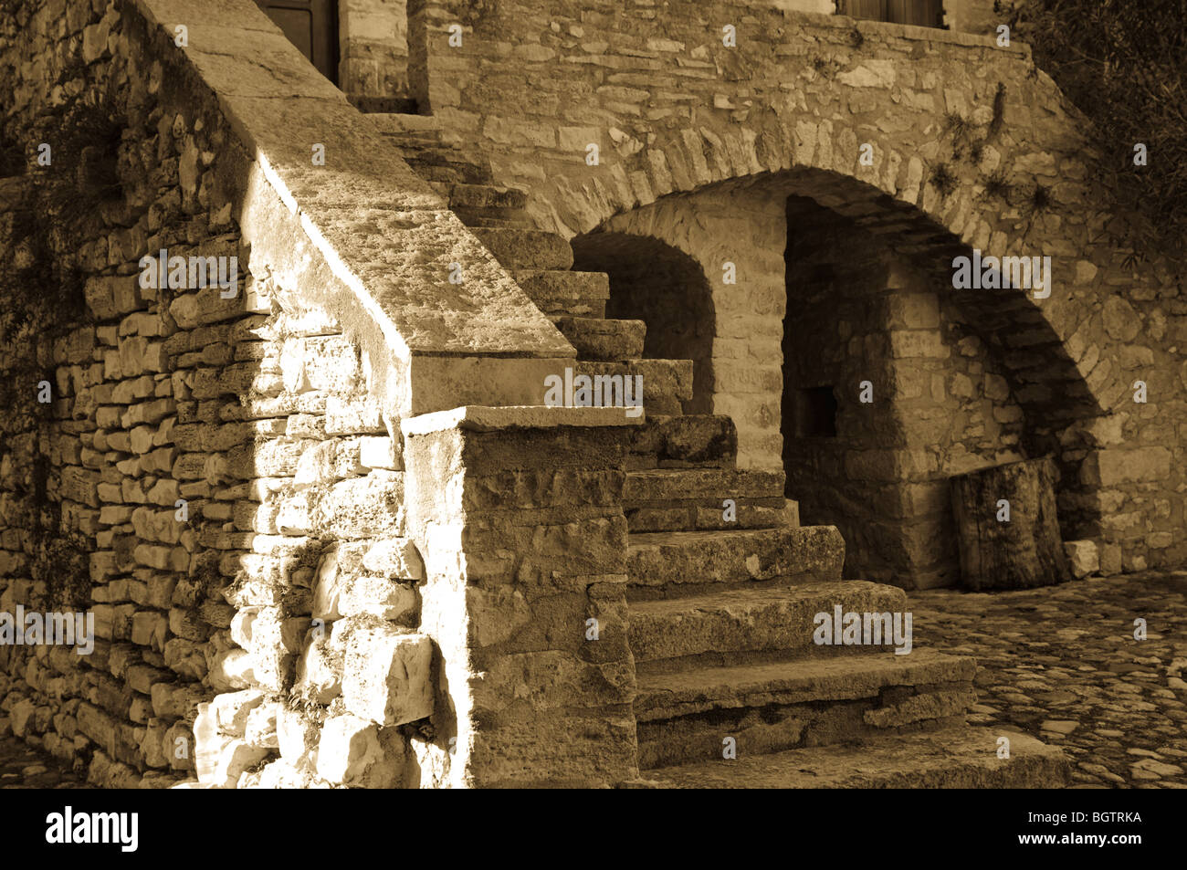 Medievale casa in pietra, St Martin de Londres, Herault, Francia meridionale Foto Stock