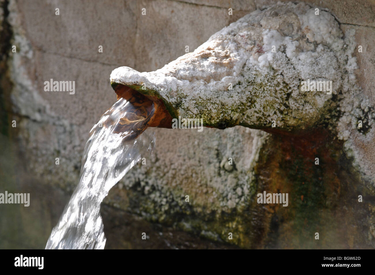 Il tubo di lancio di fontana, Bulgaria, Europa Foto Stock