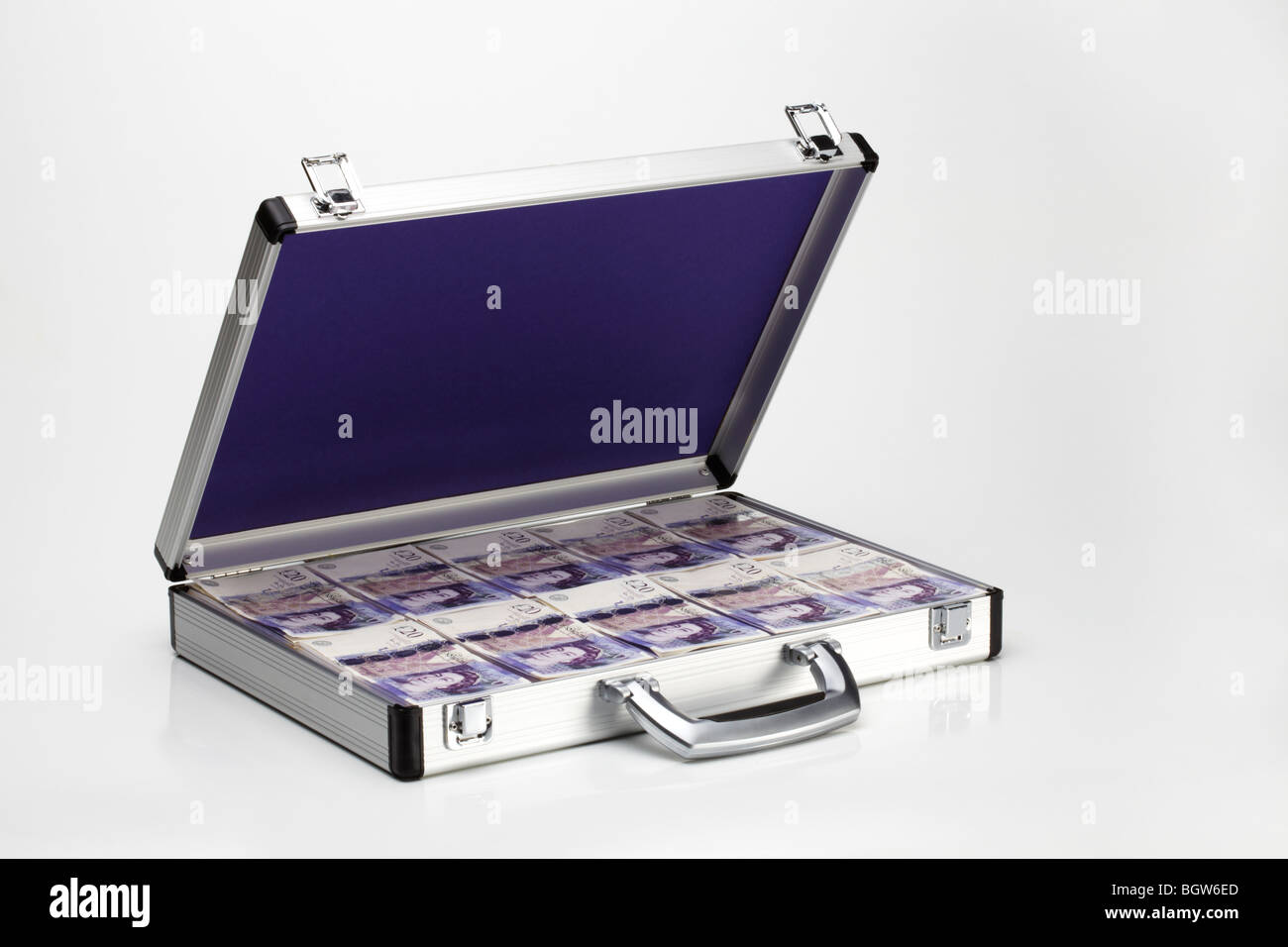 Venti Pound note in argento metallico Brief Case Foto Stock