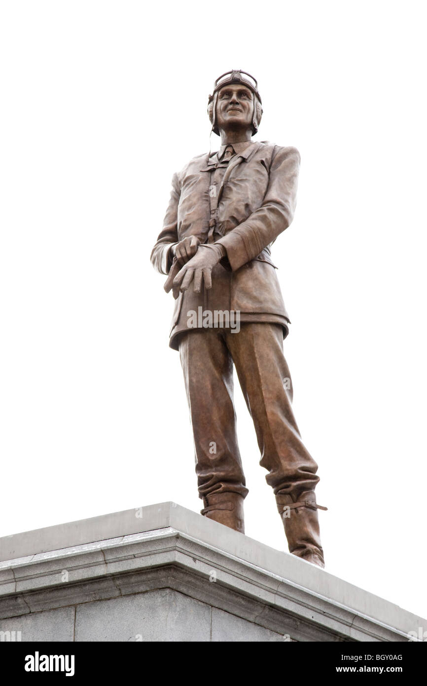 RAF eroe di guerra Sir Keith Park statua Trafalgar Square da Les Johnson sul quarto zoccolo Foto Stock