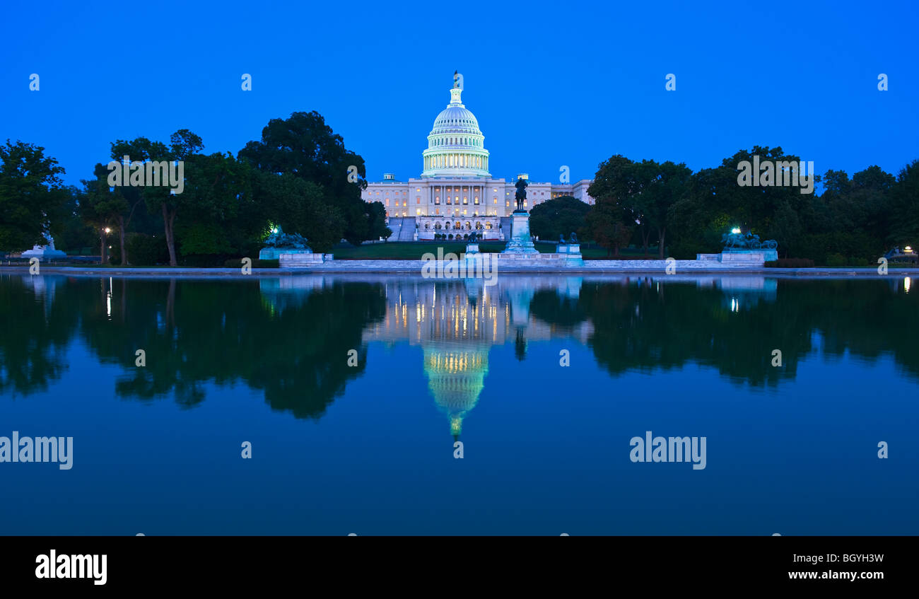 Capitol Building al crepuscolo Foto Stock