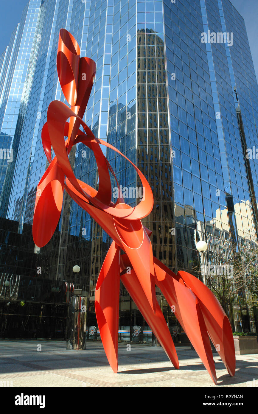 Oklahoma City, OK, Oklahoma, Downtown, Bank of America Plaza, scultura rosso Foto Stock