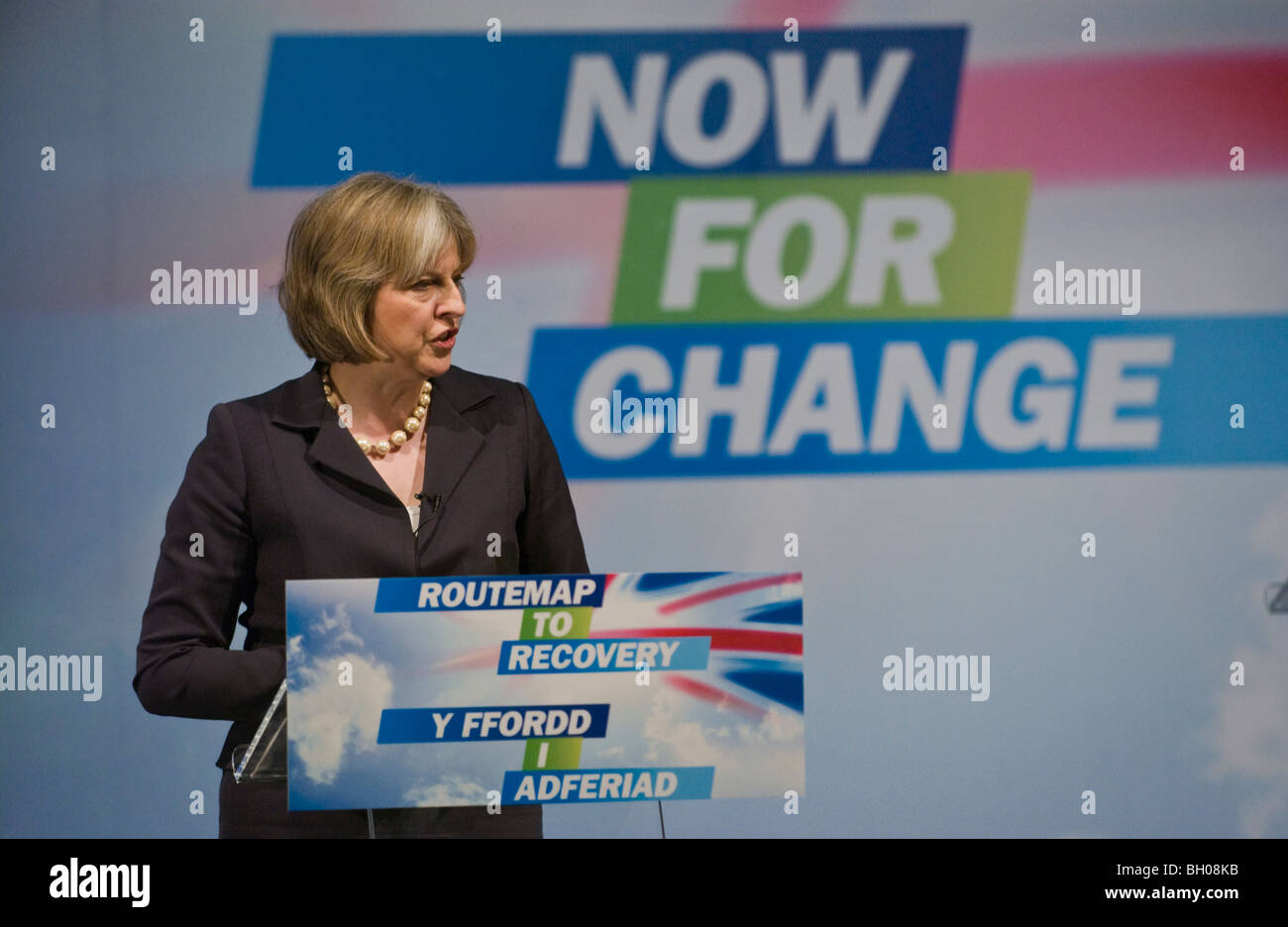 Theresa Maggio MP per Maidenhead parlando a Welsh congresso del Partito Conservatore di Cardiff South Wales UK Foto Stock