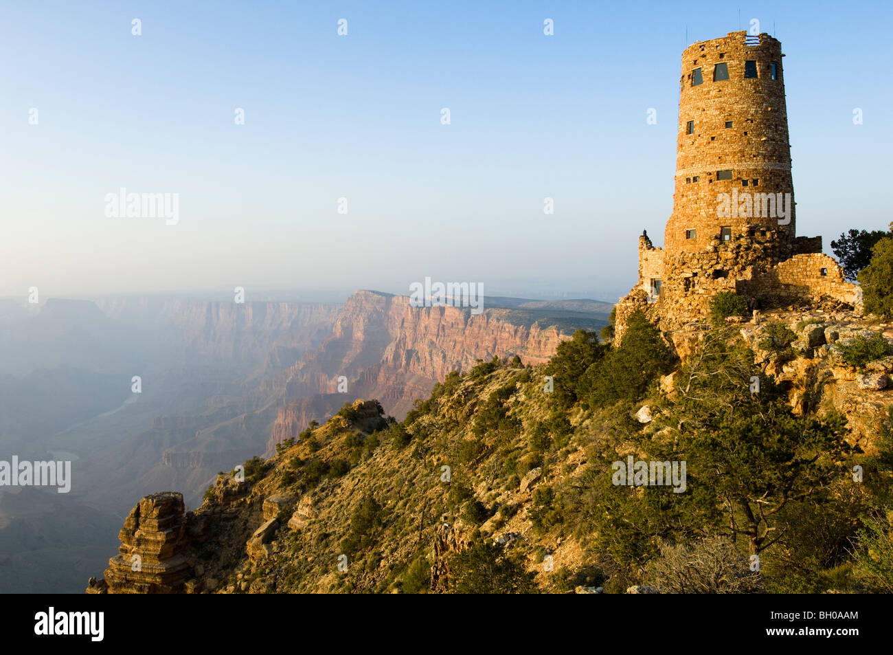 La torre di avvistamento in vista del deserto nel Parco Nazionale del Grand Canyon. Foto Stock