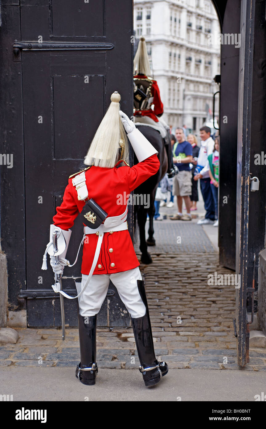 Vita delle guardie, la Sfilata delle Guardie a Cavallo, Whitehall, Londra, Regno Unito. Foto Stock