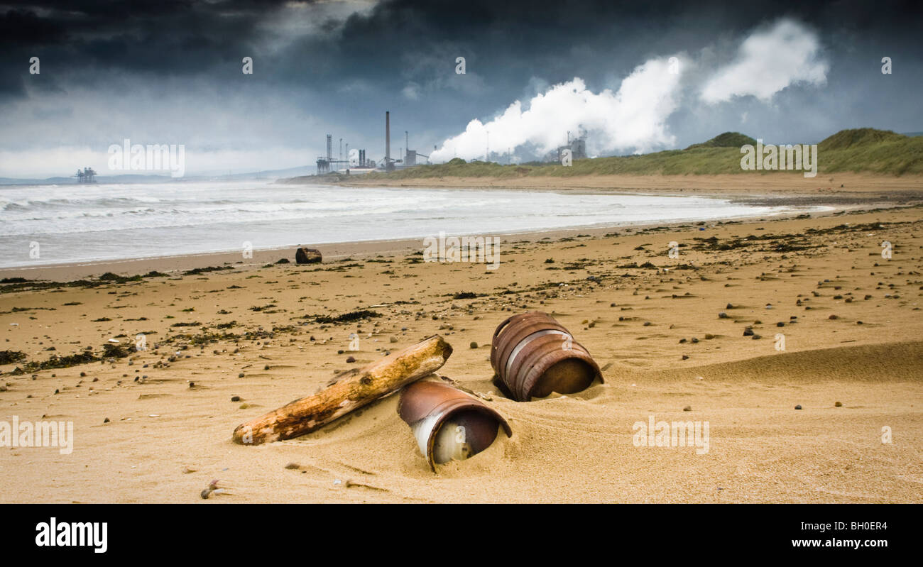 Port Talbot steel works da Kenfig beach Foto Stock