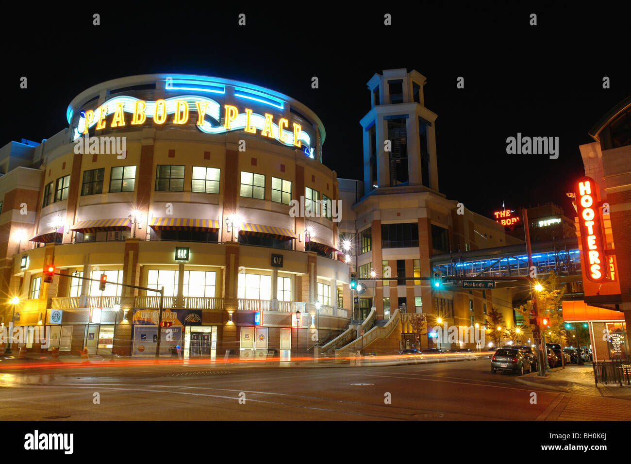 Memphis, TN, Tennessee, Downtown, Beale Street, sera, Peabody Place, il quartiere del divertimento Foto Stock