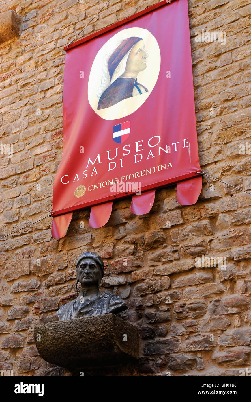 Busto e pubblicità segno presso il Museo Casa di Dante Firenze, Toscana, Italia, Europa Foto Stock