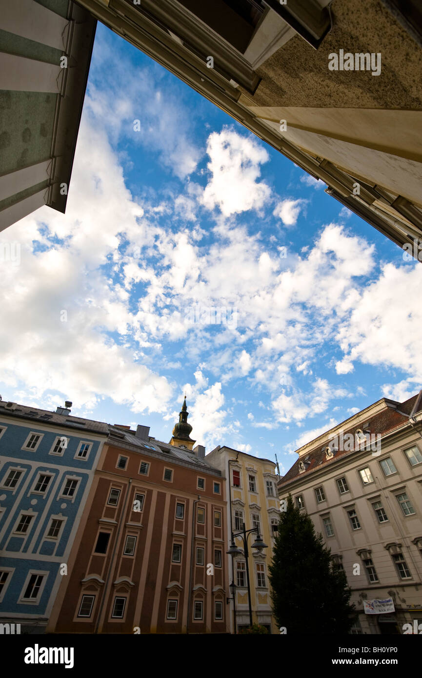 Facciate delle vecchie case e cielo velato, Domgasse, Linz, Austria superiore, Austria Foto Stock