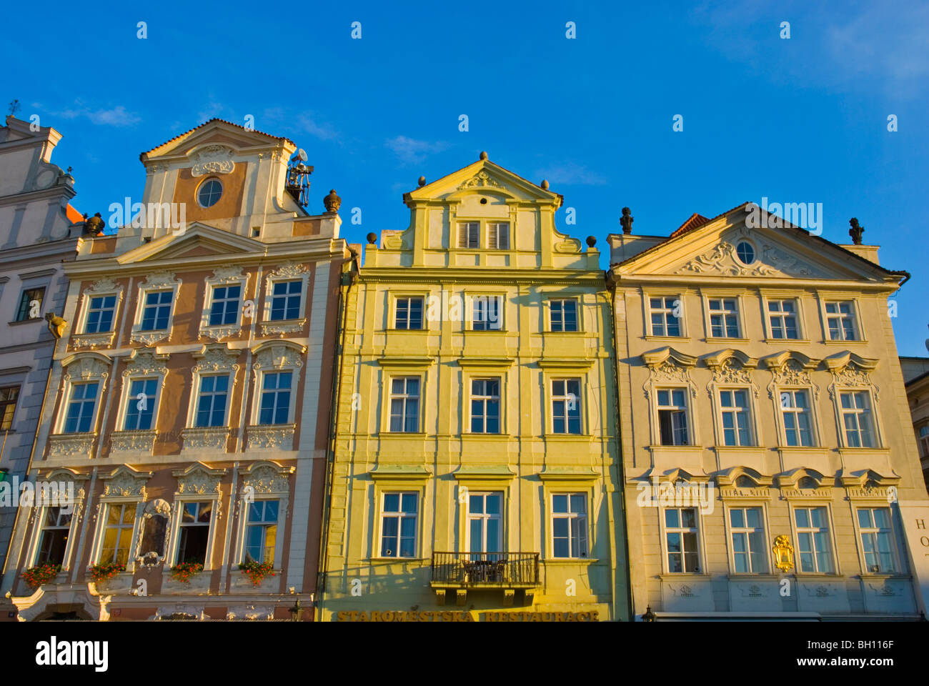 Case Staromestske namesti square Praga Repubblica Ceca Europa Foto Stock