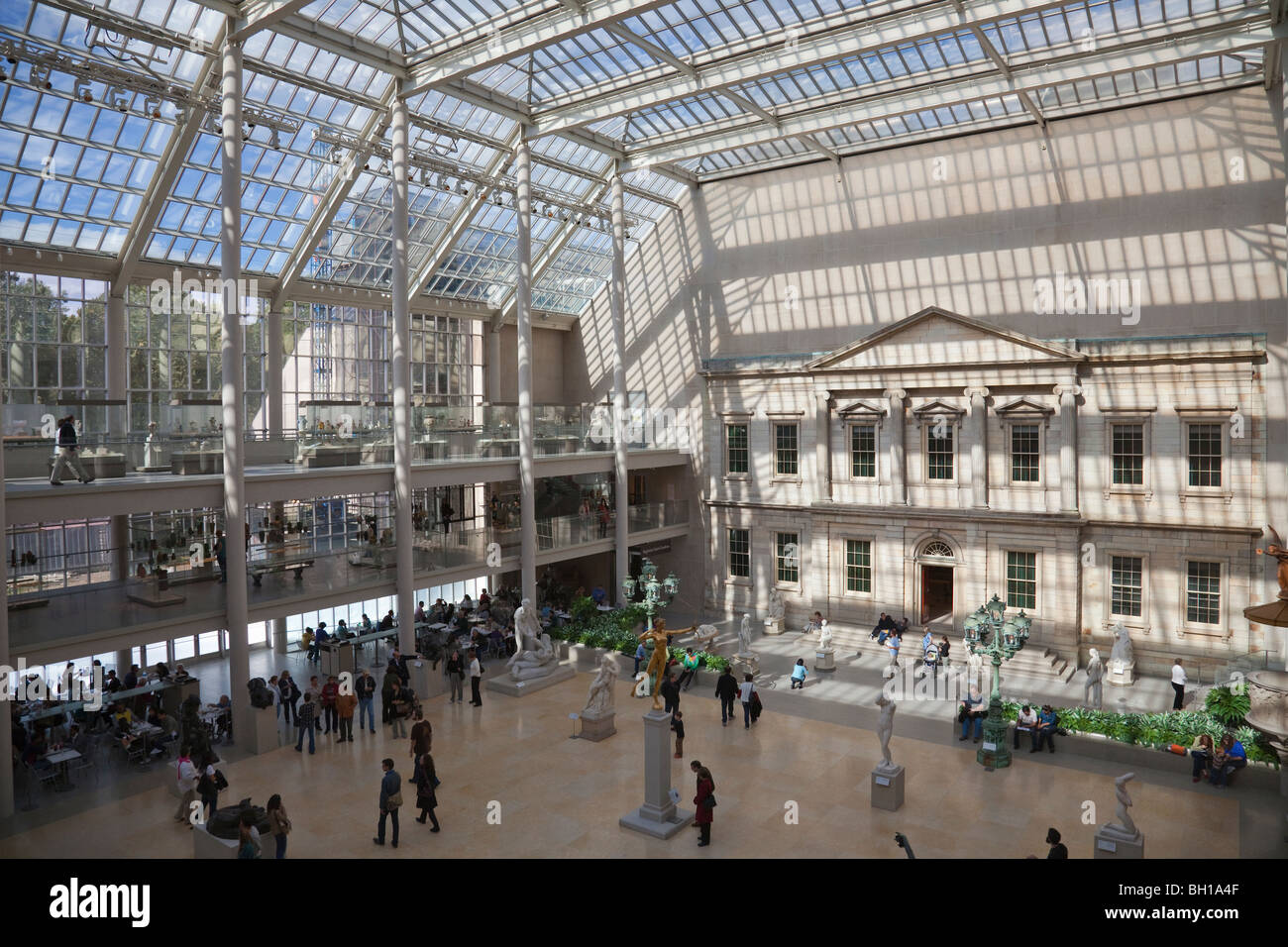 Il Charles Engelhard corte dell'ala americana al Metropolitan Museum of Art di New York City. Foto Stock