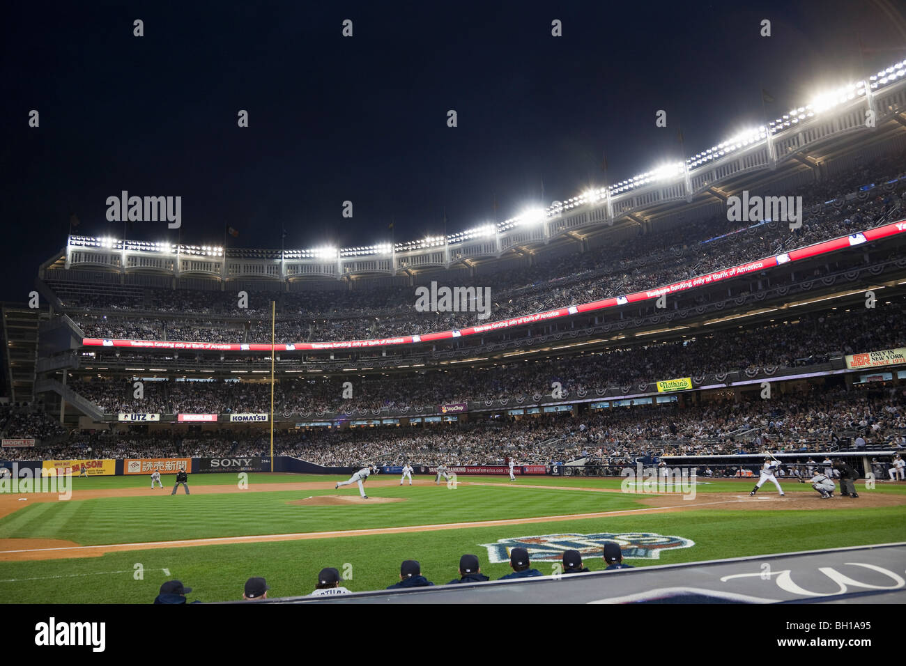 Una notte di play-off di baseball gioco al nuovo Yankee Stadium di New York City. Foto Stock