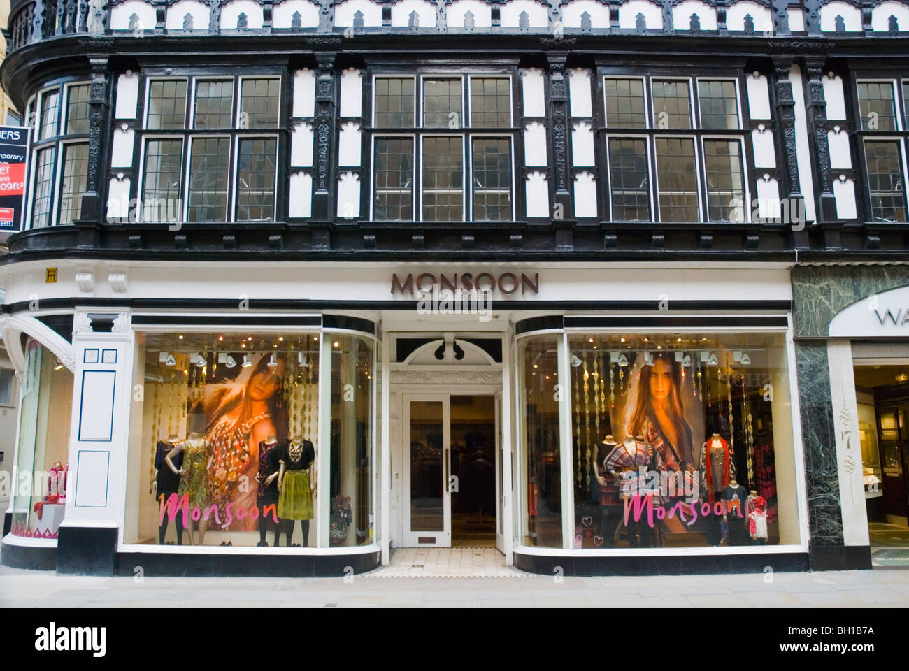 Monsoon negozio di abbigliamento central Manchester Inghilterra UK Europa Foto Stock