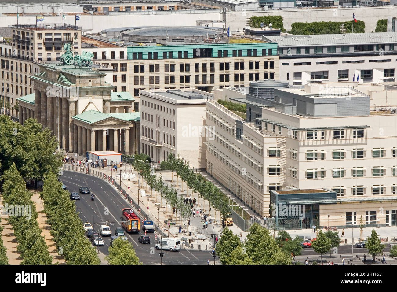 Visualizzare presso l ambasciata americana presso la Porta di Brandeburgo, Berlino, Germania, Europa Foto Stock