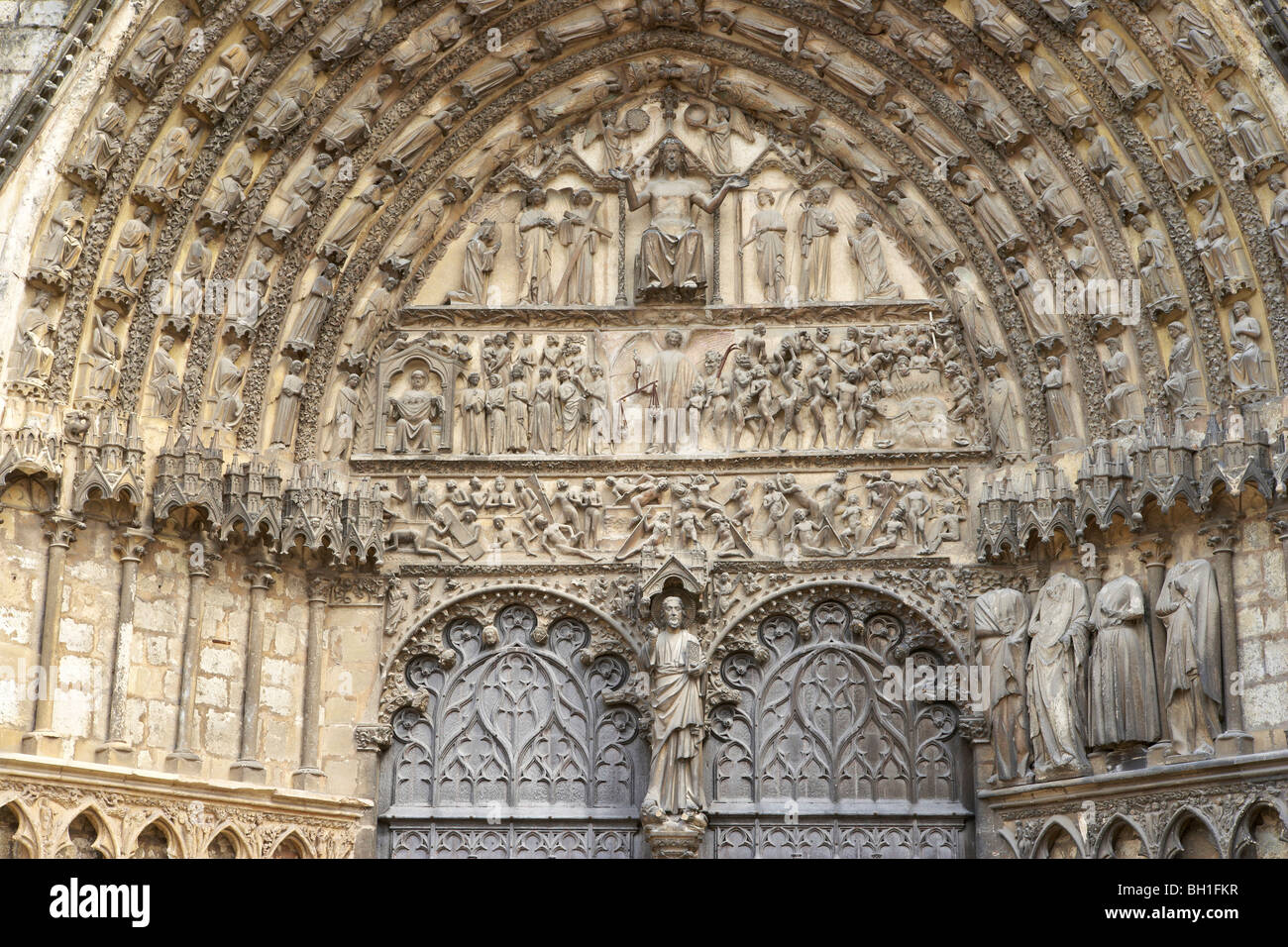 Duomo di Santo Stefano a Bourges, Cattedrale di Bourges, facciata ovest, il modo di San Giacomo, Chemins de Saint Jacques, Via Lemovi Foto Stock