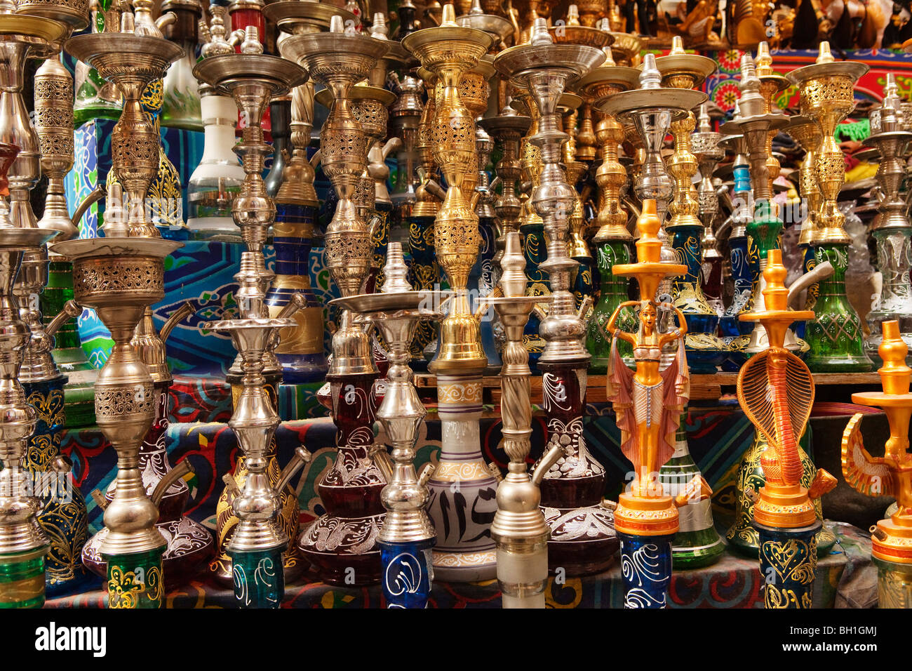 Shishas a Baazar Khan Al-Khalili al Cairo, Egitto, Africa Foto Stock