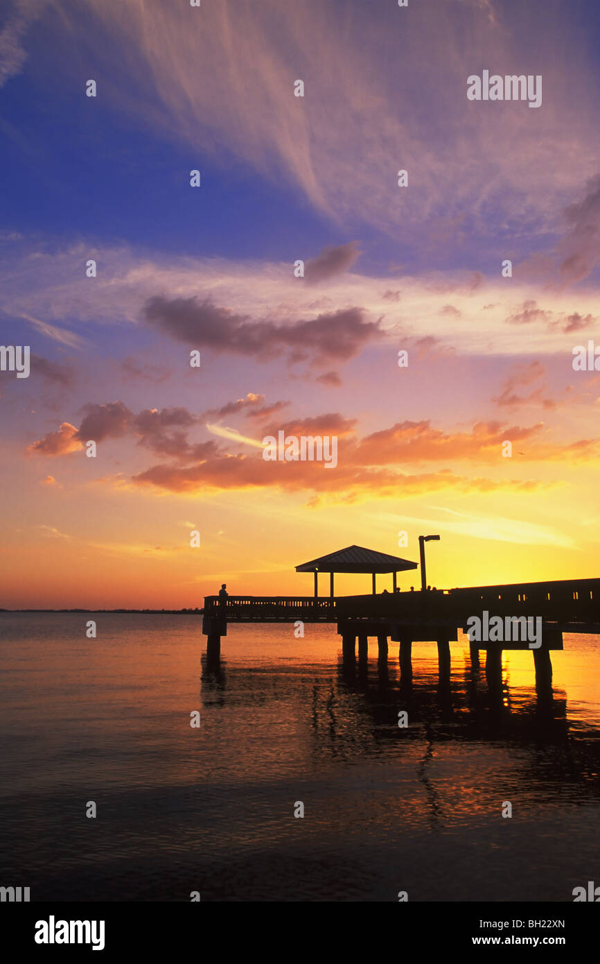 Tramonto lungo la costa del Golfo della Florida, Ft. Myers, Florida Foto Stock