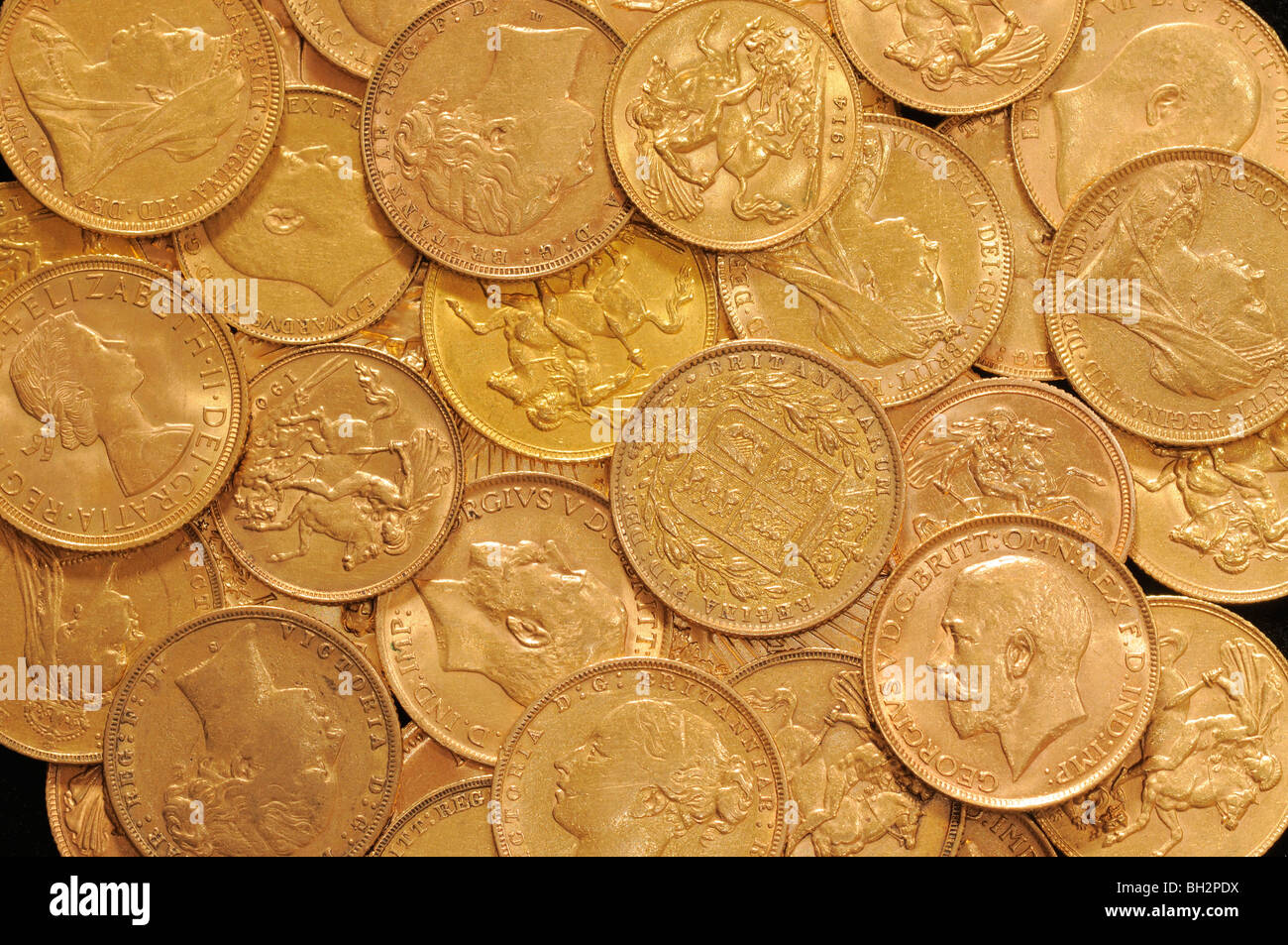 Monete d oro Collezione di sovrani e metà sovrani Foto Stock