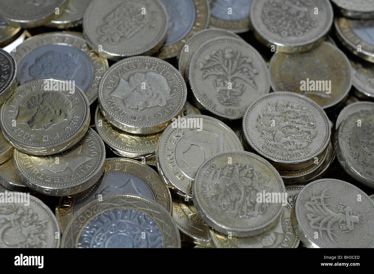 Sterlina britannica delle monete in euro Foto Stock