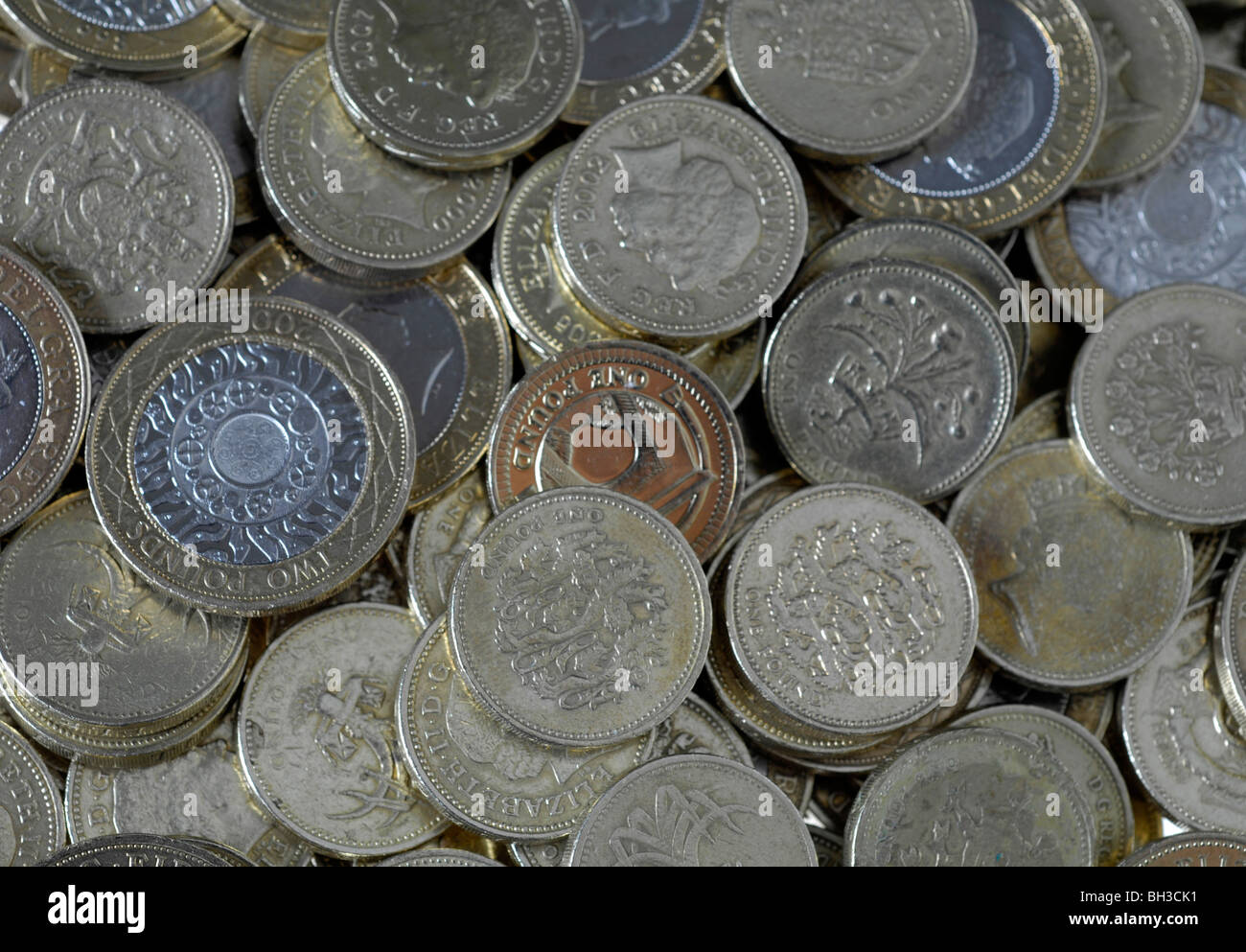 Sterlina britannica delle monete in euro Foto Stock