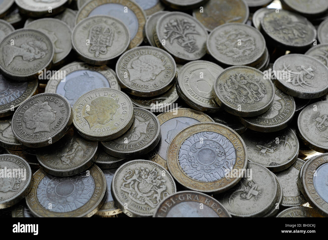 Sterlina britannica delle monete in euro Foto Stock
