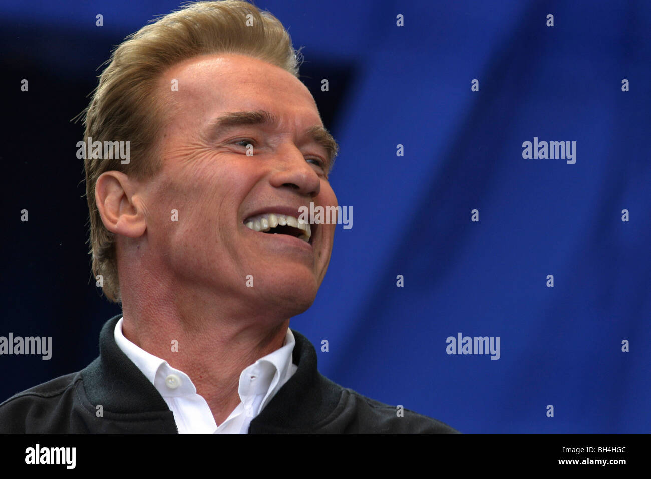 Arnold Schwarzenegger, promuovere gli affari e il turismo e i legami tra Giappone e dello stato della California. Tokyo, Giappone. Foto Stock