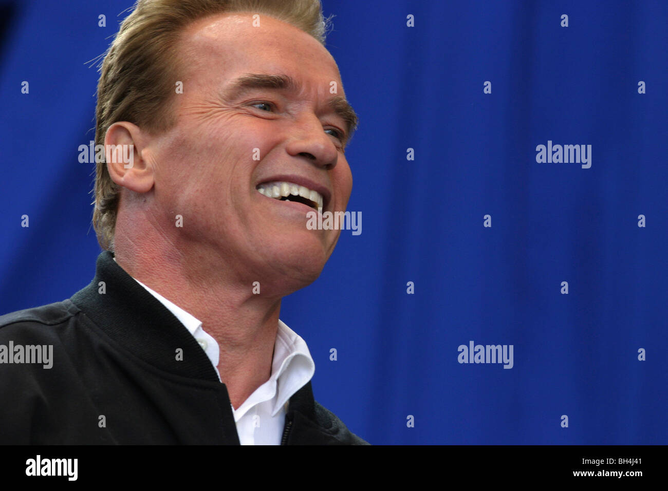 Arnold Schwarzenegger, promuovere gli affari e il turismo e i legami tra Giappone e dello stato della California. Tokyo, Giappone. Foto Stock