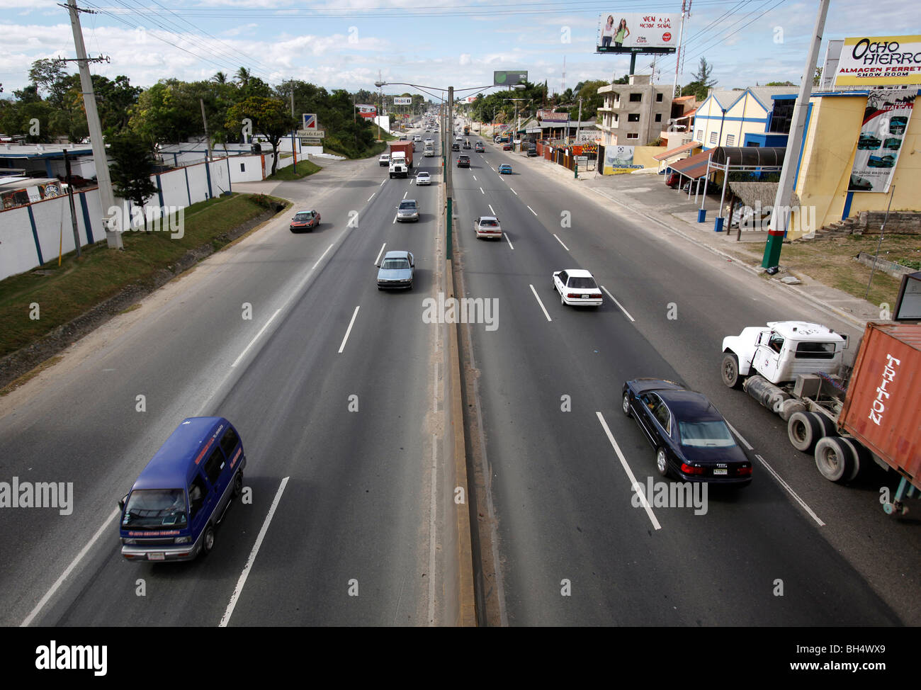 Autostrada principale da Santiago a Santo Domingo, Repubblica Dominicana Foto Stock