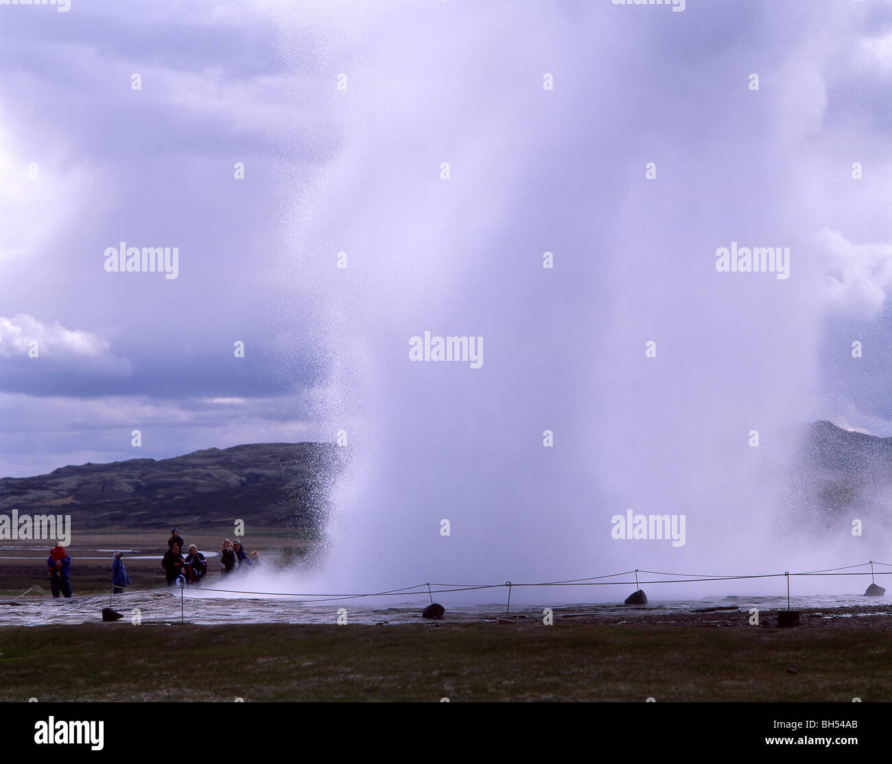 Il grande Geysir, Strokkur, Repubblica di Islanda Foto Stock