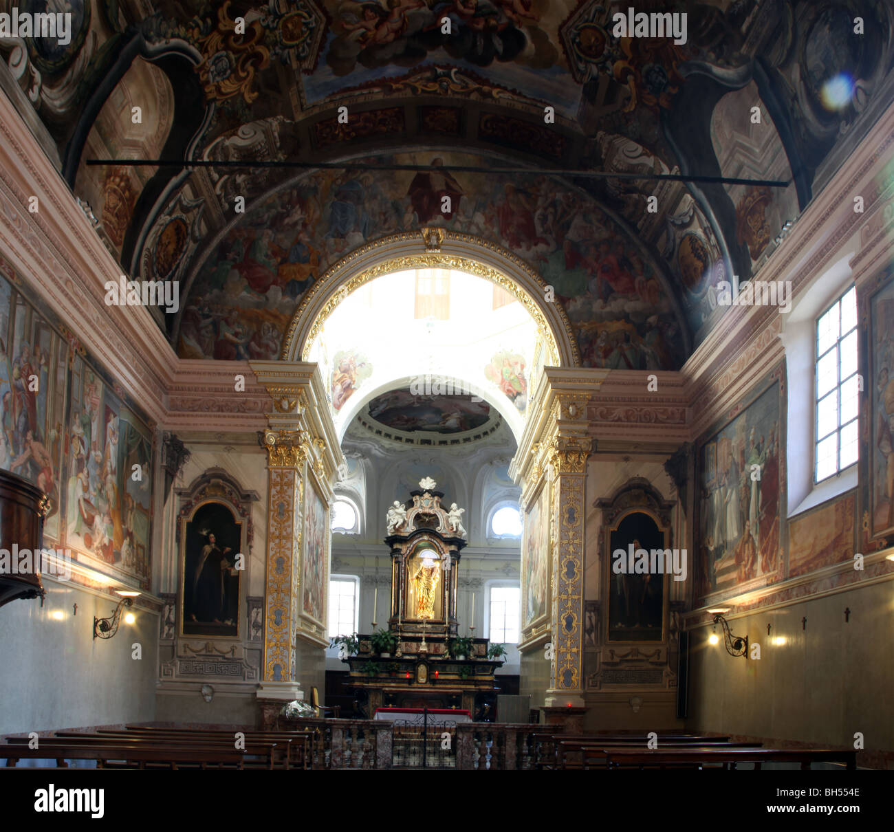 Interno della chiesa di San Vigilio, Chiesa di San Vigilio, Gandria villaggio chiesa, Lago di Lugano Ticino Foto Stock